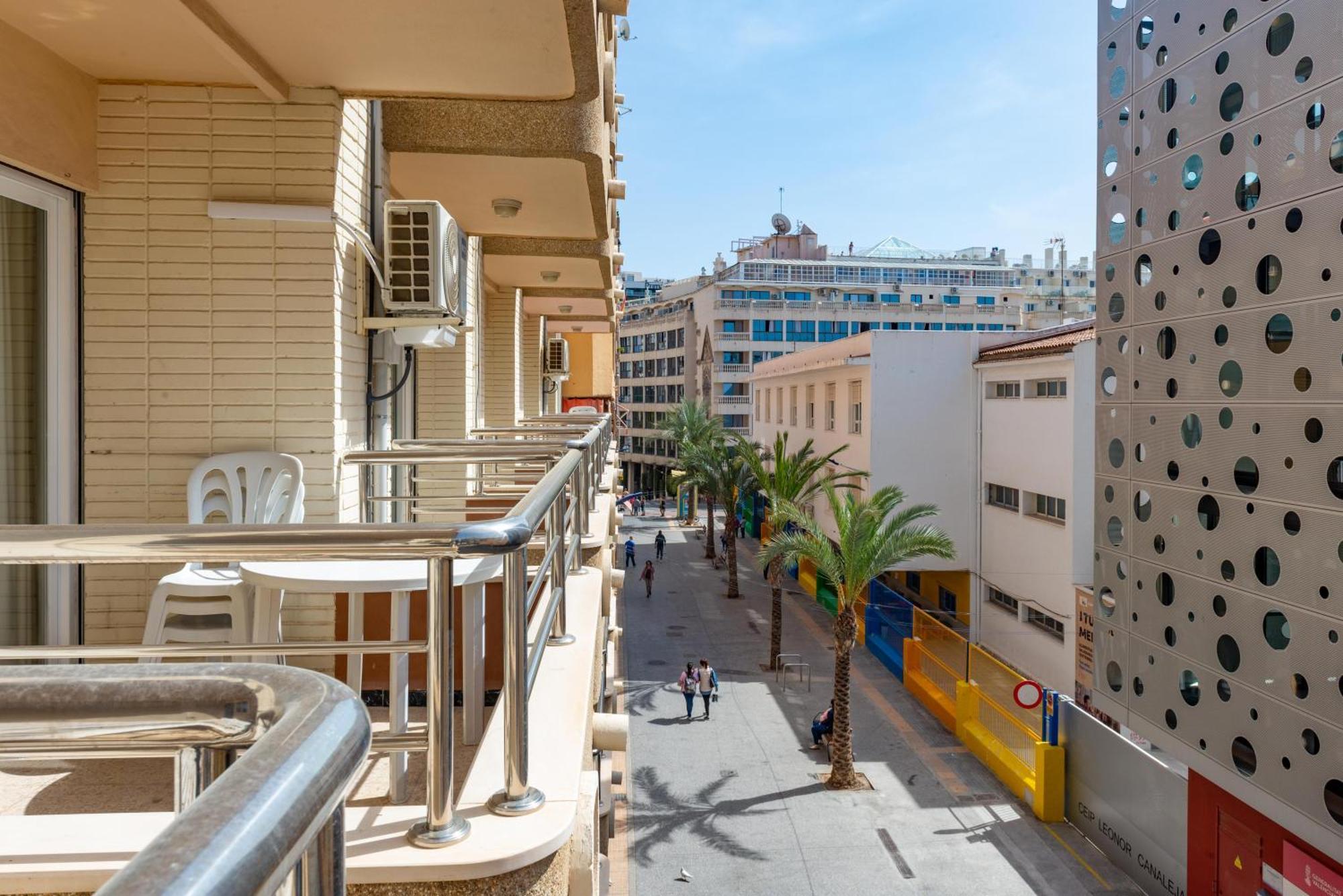 Apartamentos Maja Benidorm Exteriör bild