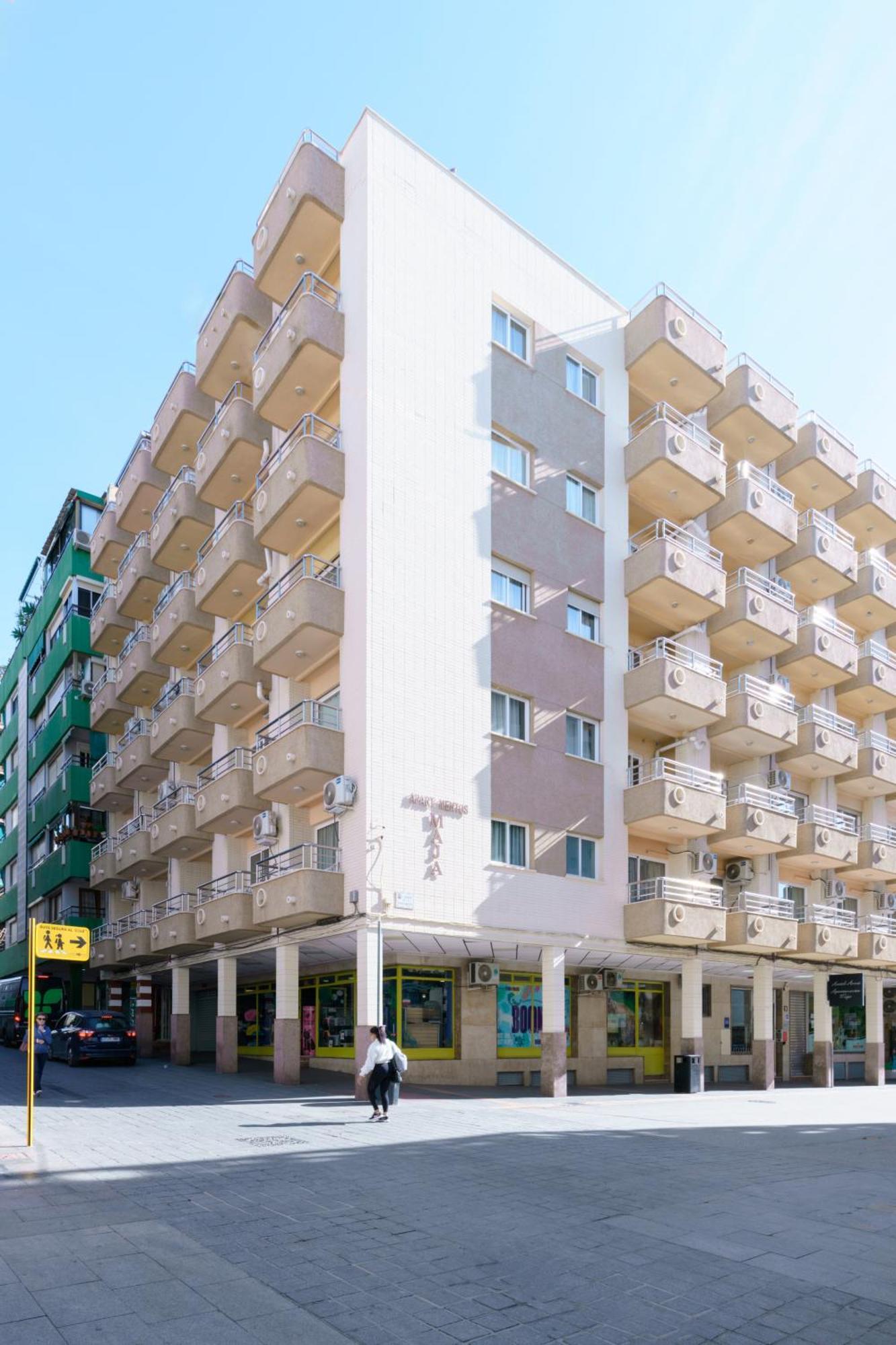 Apartamentos Maja Benidorm Exteriör bild